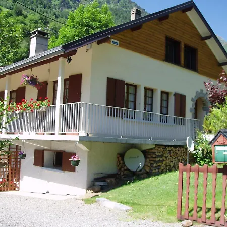 Toutou 12/14 Personnes Chalet