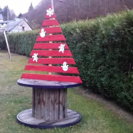 Toutou 12/14 Personnes Chalet